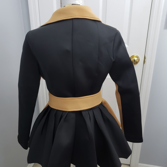 Double-Breasted Tan/Black Coat - Picture 3 of 8